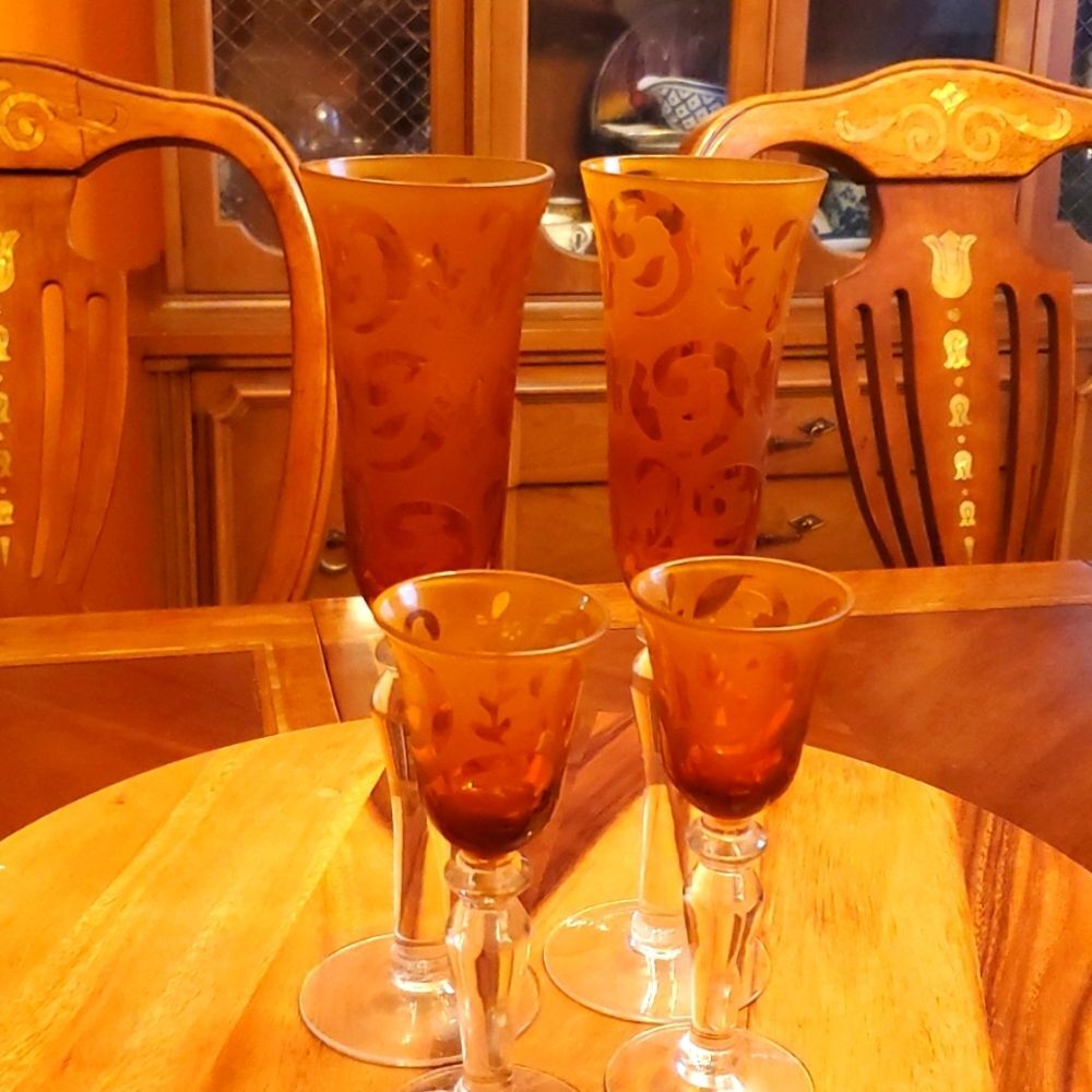 Vintage amber colored Glassware Set of 4